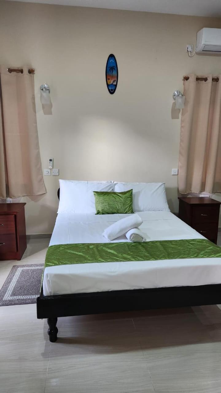 Green Self-Catering Apartment Beau Vallon  Esterno foto